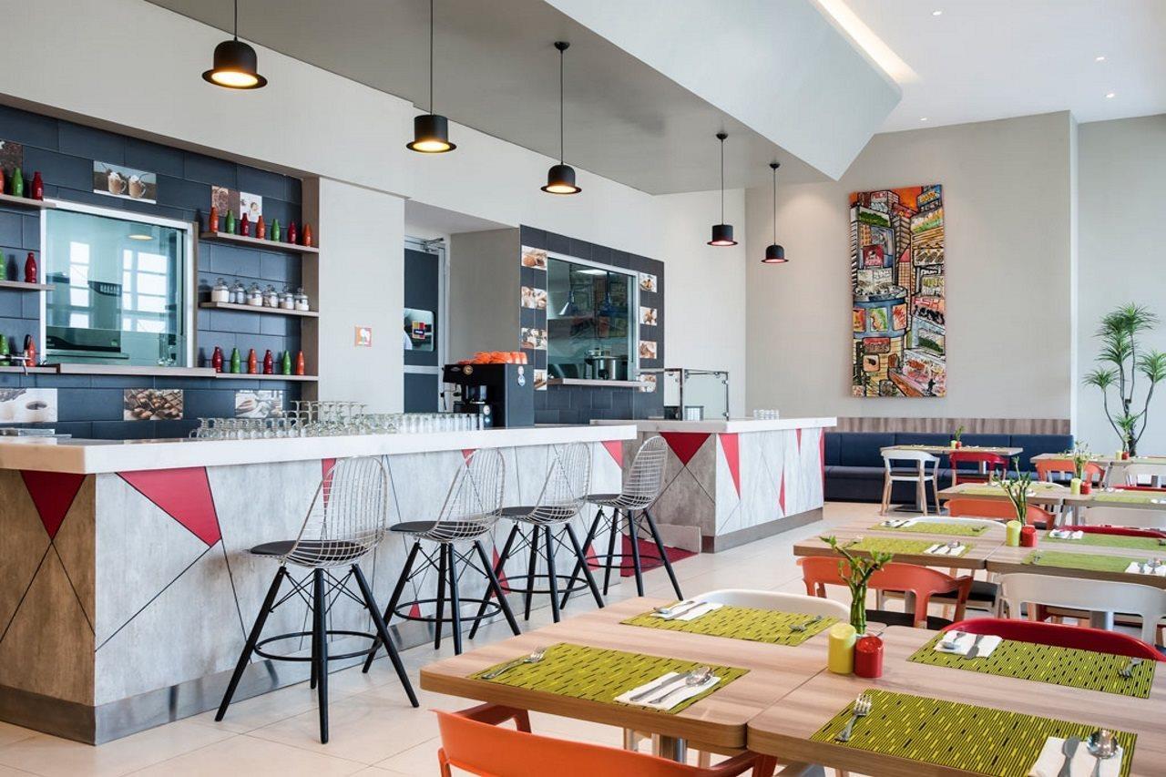 Ibis Styles Jakarta Mangga Dua Square Exterior foto